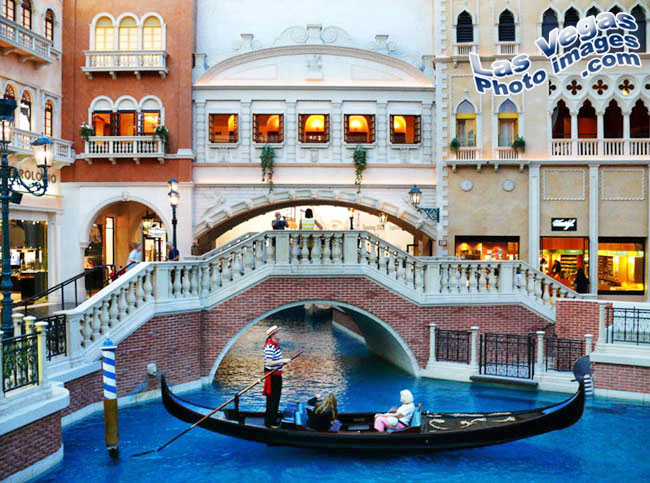 venetian_las_vegas_inside-10