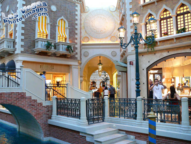 venetian_las_vegas_inside-13