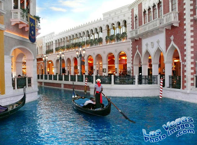 venetian_las_vegas_inside-17