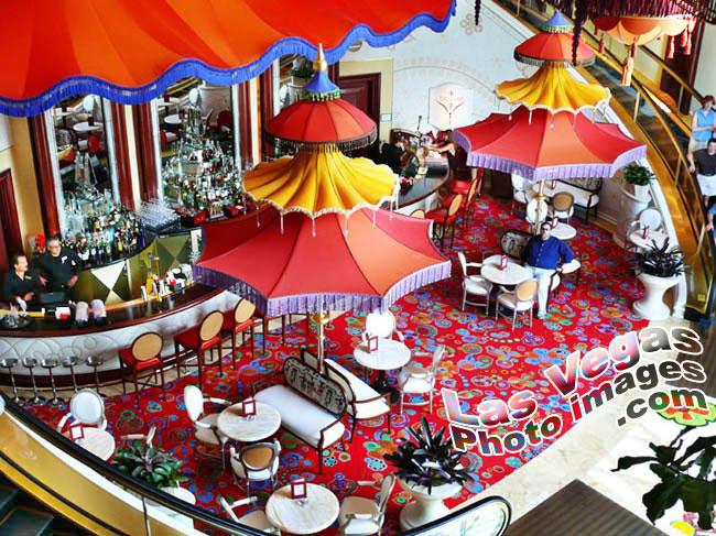 wynn_parasols_las_vegas