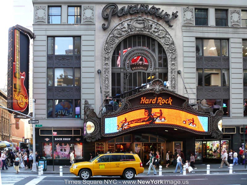 New-York-Times-Square-NYC-35